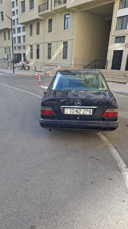Mercedes E 200, 2.0 L, 1994 il, 358 000 km 10-NZ-279 — Avtomobillər, Sumqayıt (2)