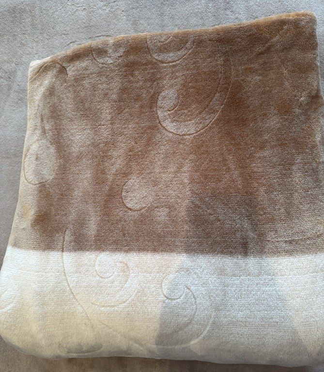 Yataq örtüyü — Tekstil, Bakı (2)