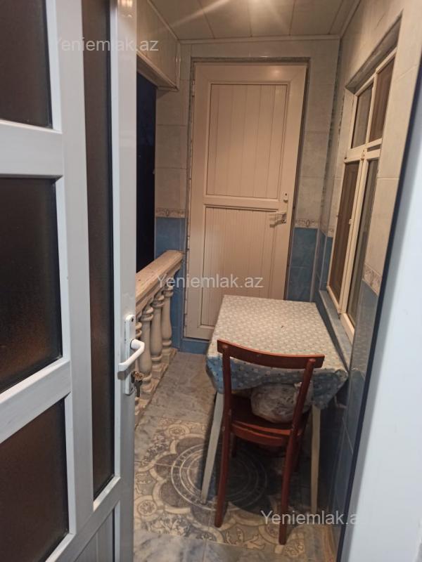 Satılır 2 otaqlı Bina evi menzil (Köhnə tikili), 80 m², 18-ci məhəllə — Mənzil, Sumqayıt (12)