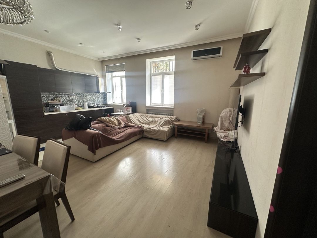 İcarəyə verilir 2 otaqlı köhnə tikili 49 m² — Mənzil, Bakı (3)