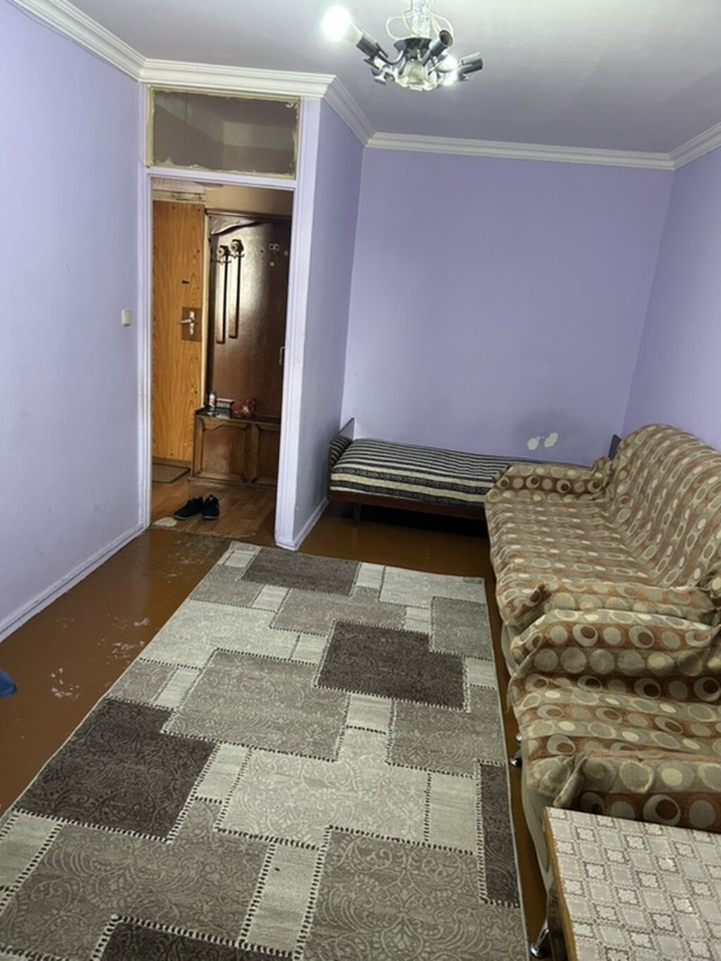 Rüstəmov 36. Metroya 4-5 dəqiqə piyada məsafədədir. 1 in 2 yə — Mənzil, Bakı (2)