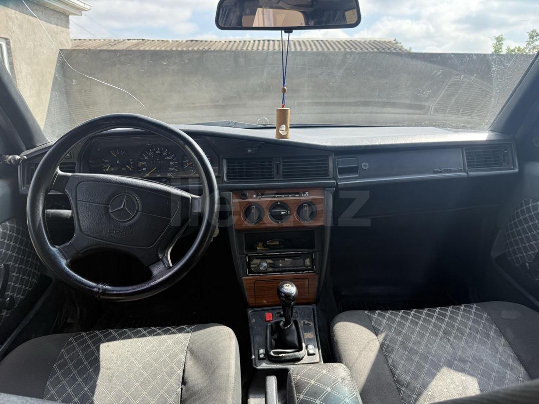 1992 Mercedes-Benz 190, 2.0 L, 1992, 571,455 km — Avtomobillər, Tovuz (5)