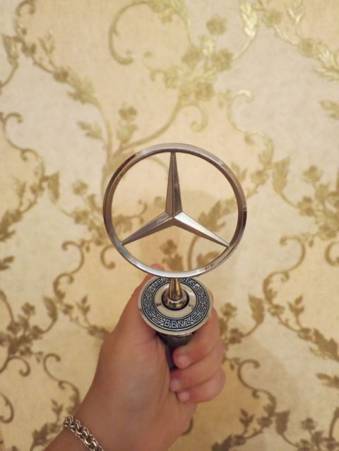 Mercedes-Benz kapot emblemi (ornament) mersedes loqosu - Klassik — Gəncə