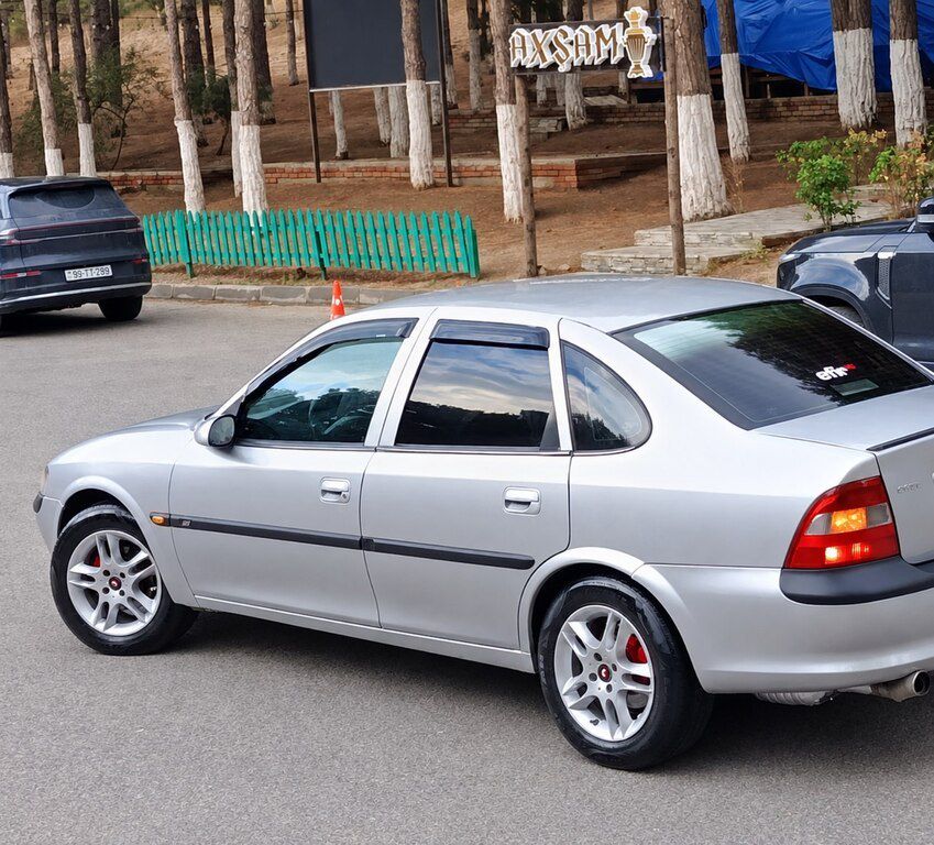 Opel Vectra, 1.6 L, 1998 il, 286 000 km — Avtomobillər, Sumqayıt (3)