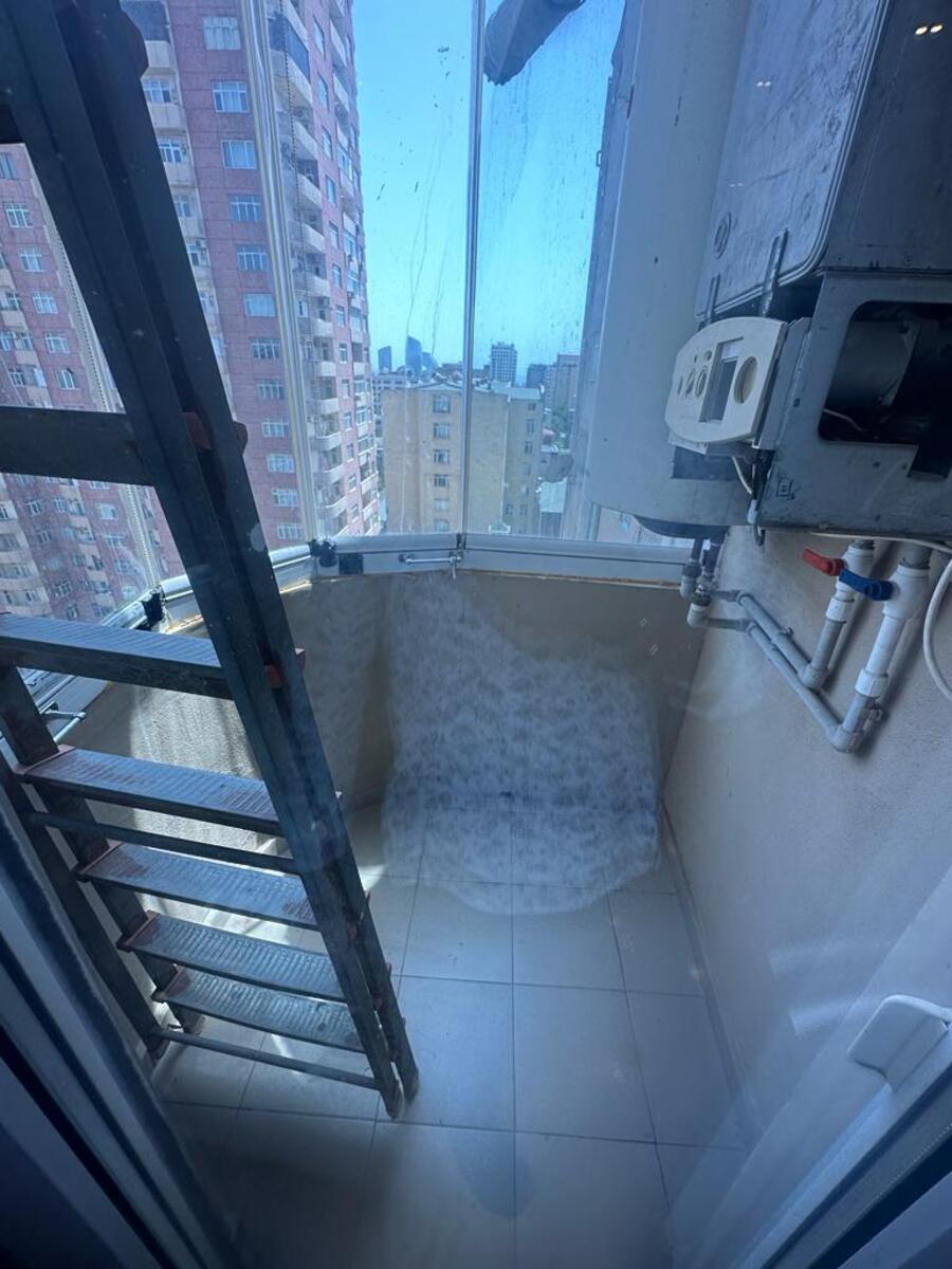 İcarəyə verilir 4 otaqlı yeni tikili 202 m² — Mənzil, Bakı (7)