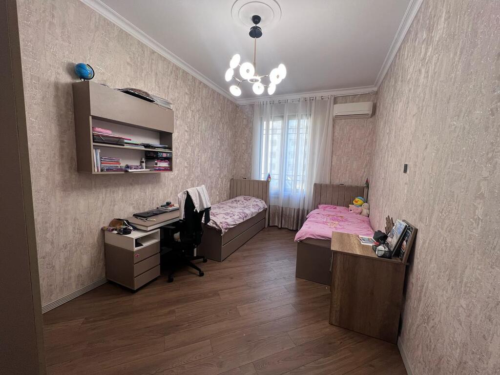 Satılır 3 otaqlı köhnə tikili 110 m² — Mənzil, Bakı (3)