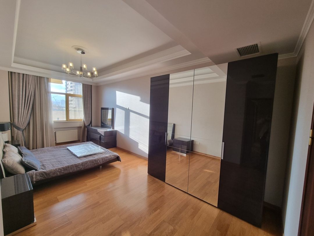 Satılır 4 otaqlı yeni tikili 185 m² — Mənzil, Bakı (5)