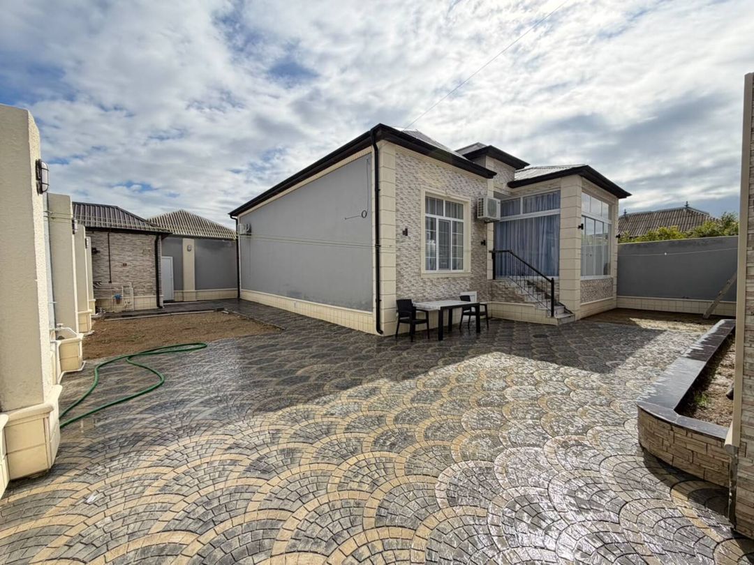 Satılır 4 otaqlı həyət evi/bağ evi 140 m² — Ev, villa, Bakı