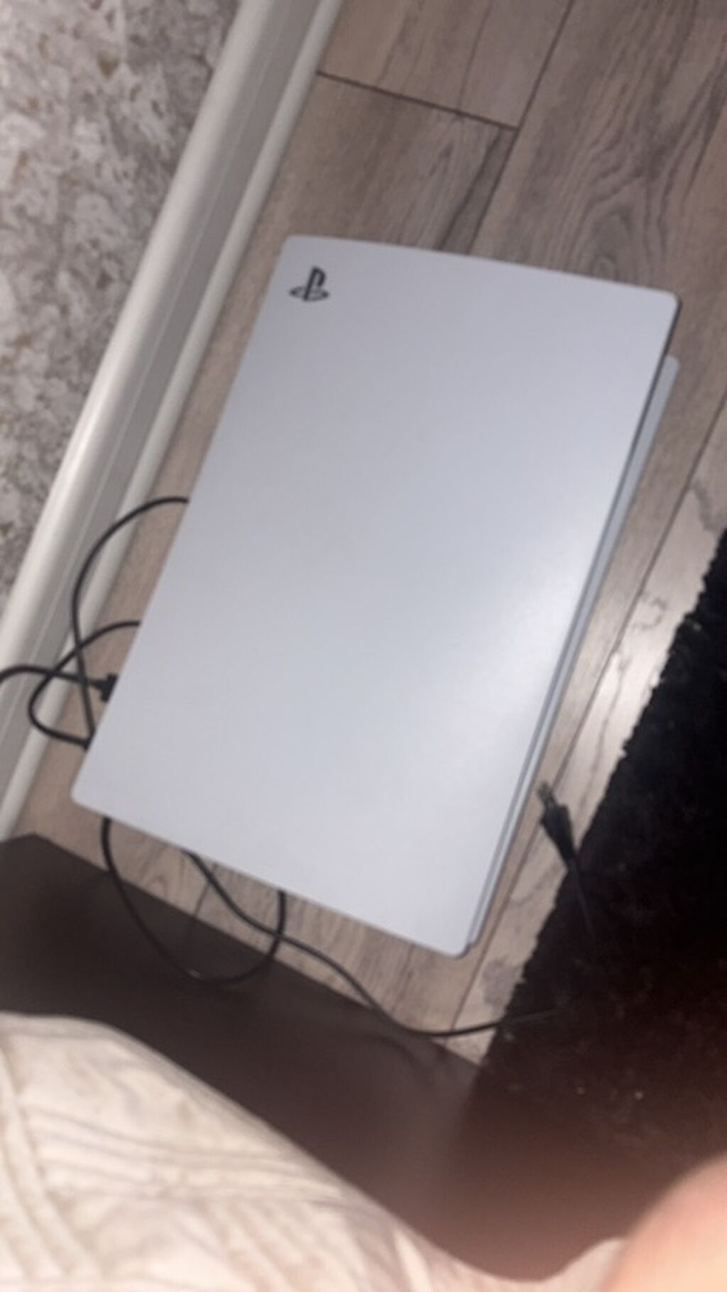 PlayStation 5 oyun konsolu Icinde pullu 4 oyun var? - Model: Sony — Oyun konsolları, Mingəçevir (3)