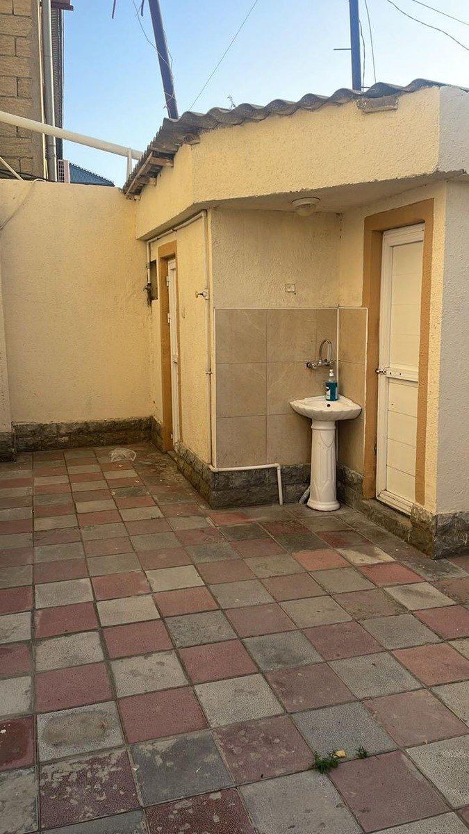 Satılır 7 otaqlı həyət evi/bağ evi 200 m² — Ev, villa, Bakı (2)