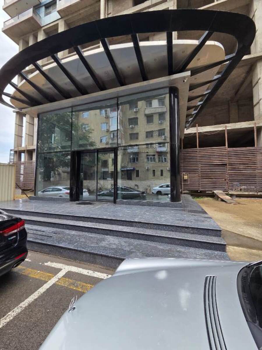 3-otaqlı yeni tikili, İsmayıl bəy Qutqaşınlı küç., 207 m² — Mənzil, Bakı