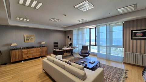 Satılır 3 otaqlı ofis 107 m² — Bakı