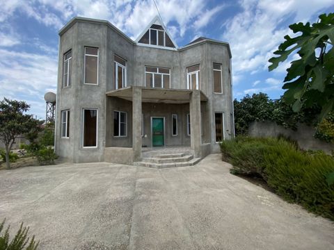 Satılır 8 otaqlı həyət evi/bağ evi 226 m² — Bakı