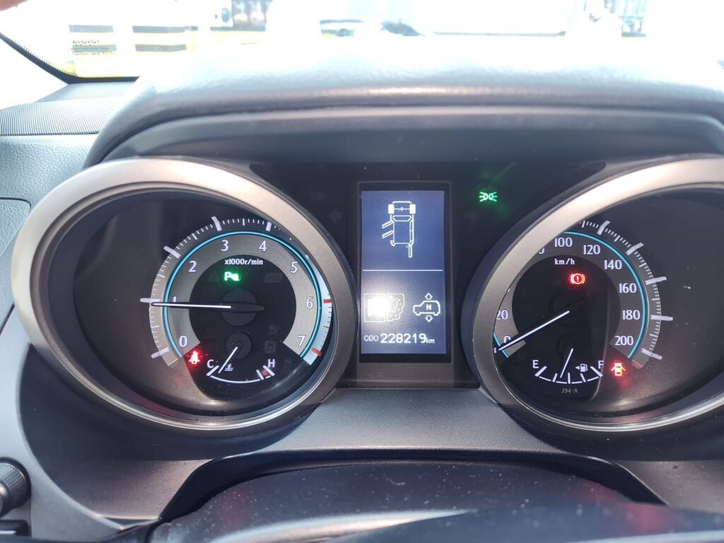 Toyota Land Cruiser Prado: 4 l 2011 il Ofrouder/SUV 77-TN-354 — Avtomobillər, Bakı (9)