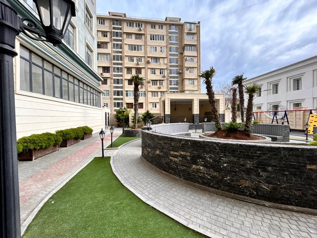 4 otaqlı mənzil, 285 m², Ənvər Qasımzadə küç — Mənzil, Bakı (4)