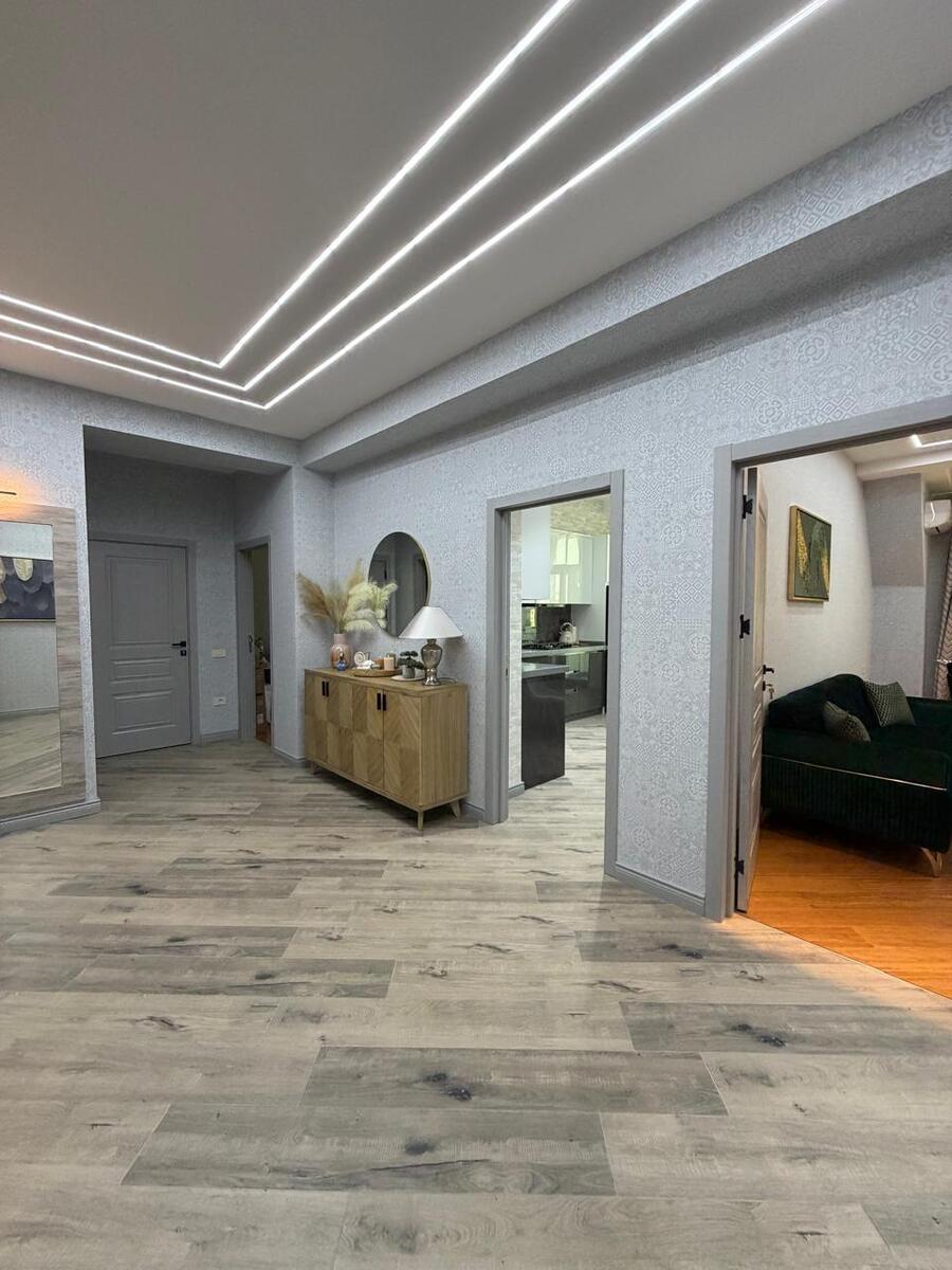 Satılır 3 otaqlı yeni tikili 125 m² — Mənzil, Bakı (2)