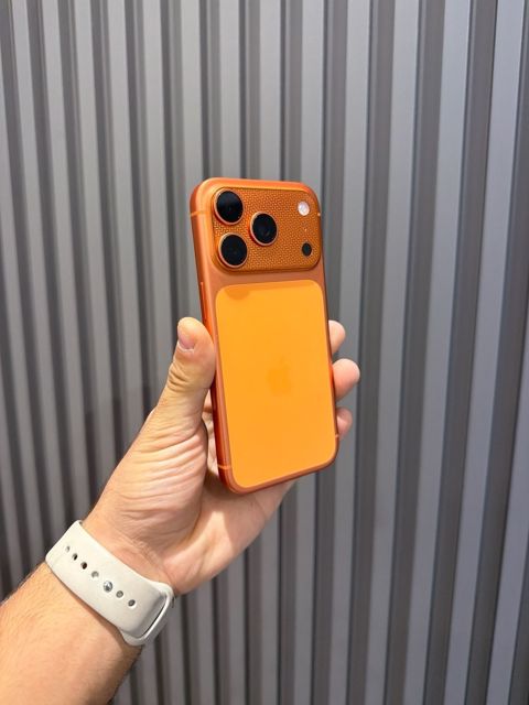 Apple iPhone 17 Pro Cosmic Orange 256GB/12GB — Bakı