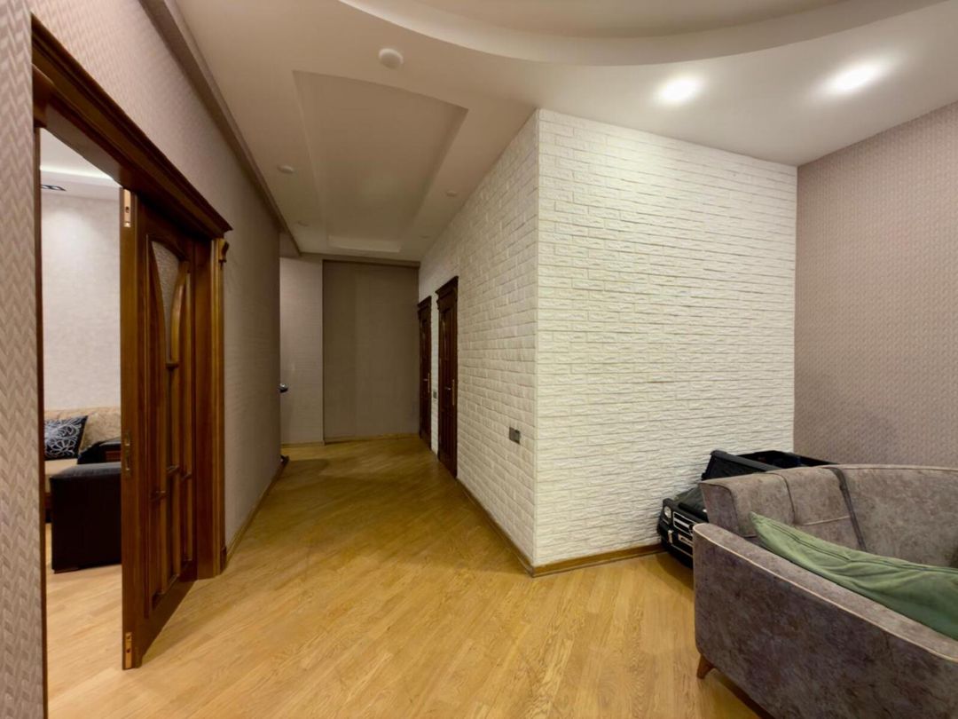 Satılır 4 otaqlı yeni tikili 160 m² — Mənzil, Bakı (7)