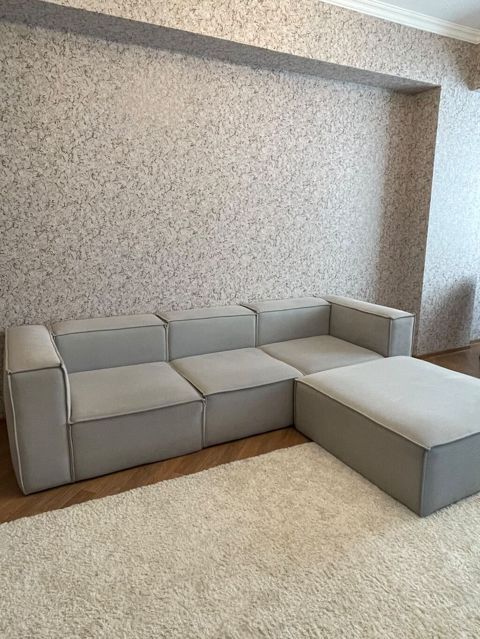 Divan satılır. Qiymet 450 azn.Ela veziyyetde tezekimidir — Bakı