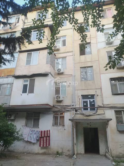 Satılır 2 otaqlı köhnə tikili 60 m², Memar Əcəmi metrosu, Nəsimi rayonu — Bakı