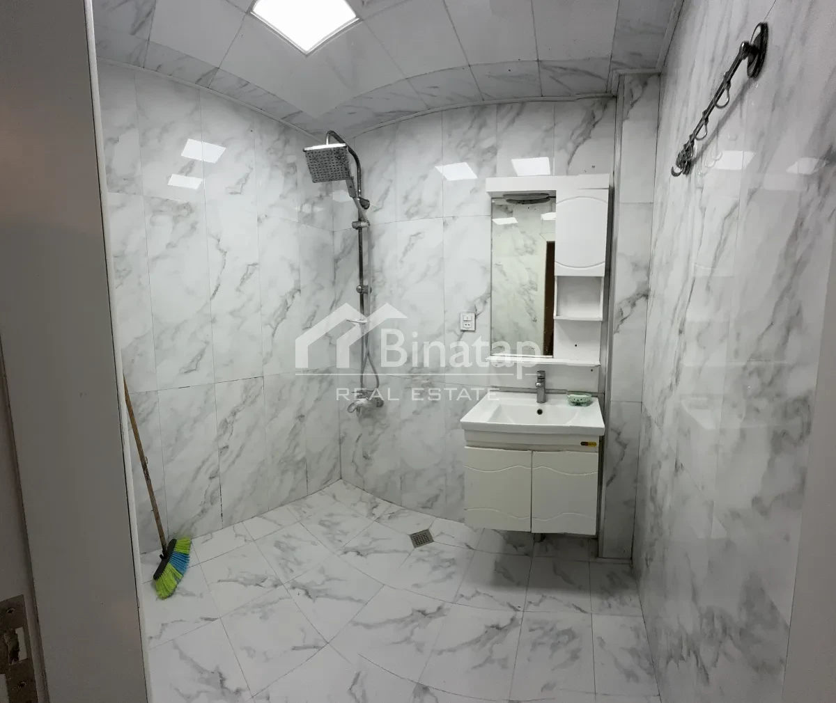 Satılır 2 otaqlı köhnə tikili 59 m², Gənclik metrosu, Nərimanov rayonu — Mənzil, Bakı (5)