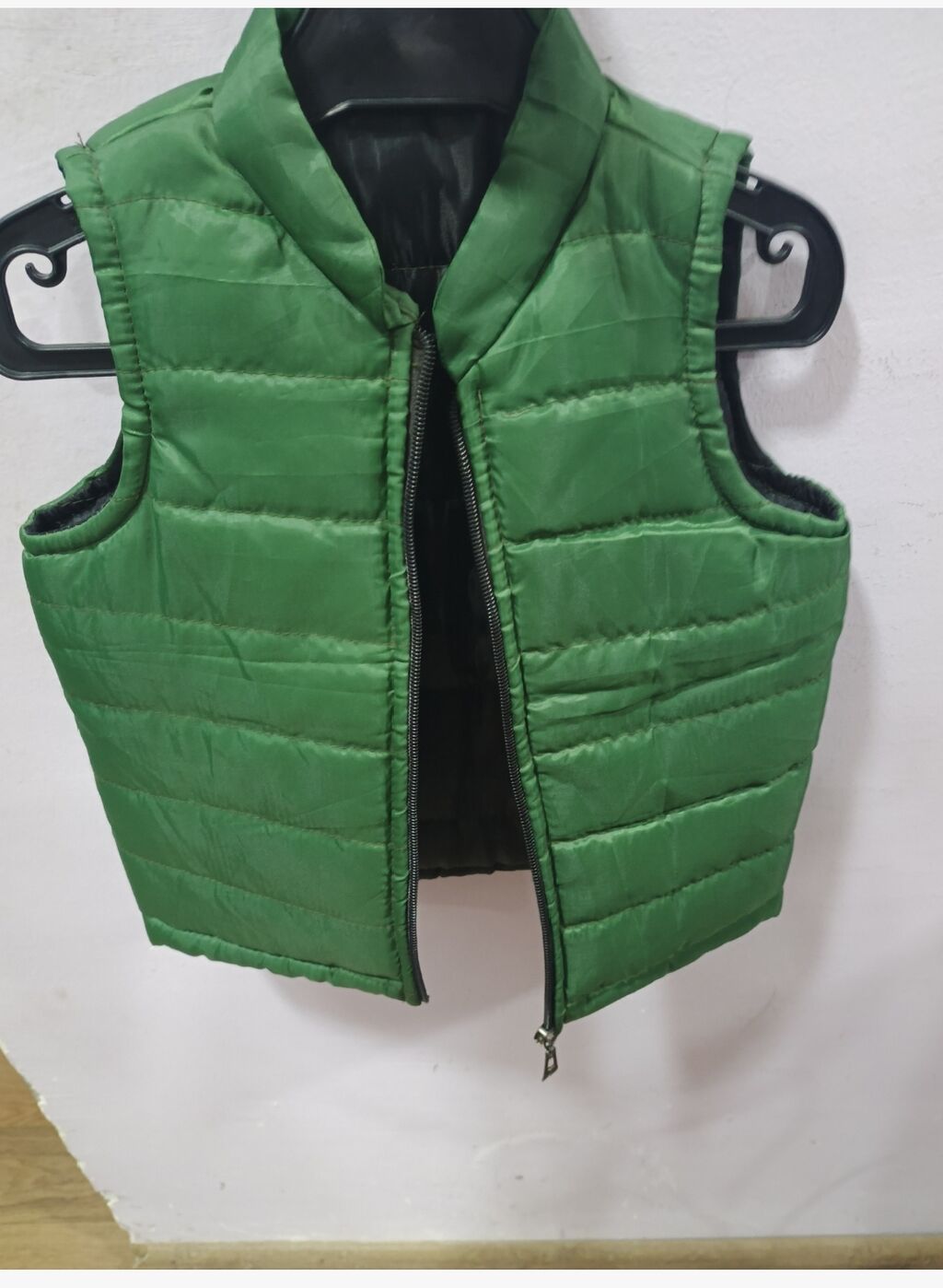 Uşaq üçün yüngül şişmə jilet - Rəng: yaşıl - Model: qolsuz, düzbucaq — Uşaq geyimi, Xırdalan (3)
