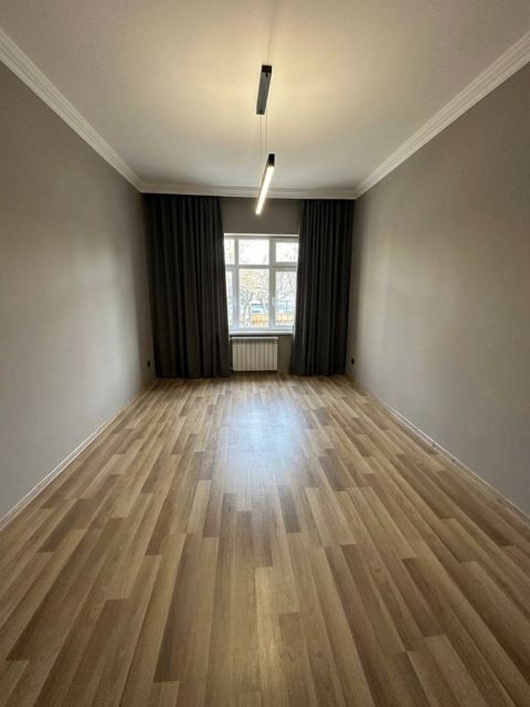 Satılır 2 otaqlı köhnə tikili 70 m² — 112 999 ₼ · Xırdalan · Mənzil Satılır 2 otaqlı köhnə tikili 70 m² — Xırdalan