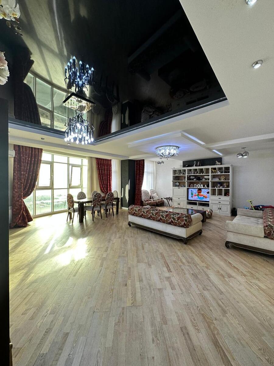 İcarəyə verilir 4 otaqlı yeni tikili 250 m² — Mənzil, Bakı (7)