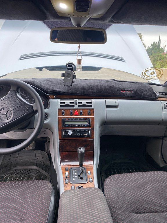 Mercedes E 240, 2.4 L, 1998 il, 376 000 km 09-CA-769 — Avtomobillər, Bərdə (8)