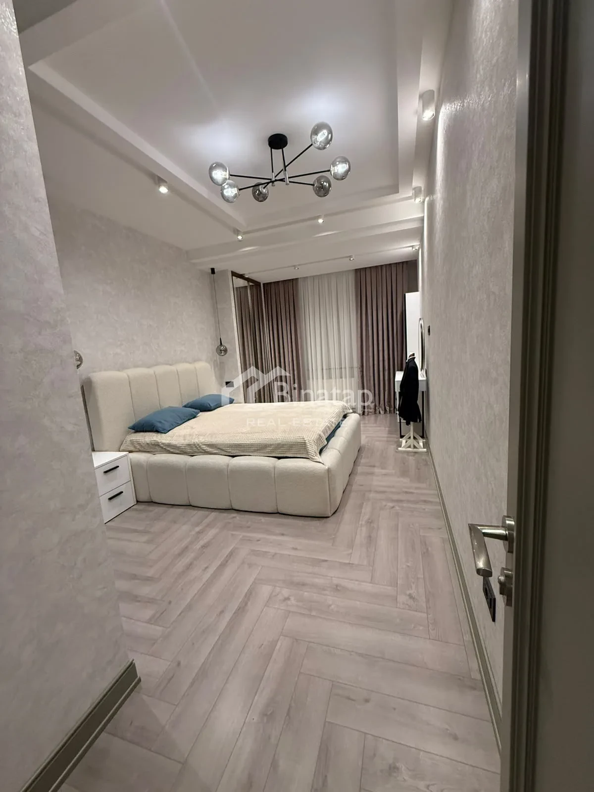 Satılır 3 otaqlı yeni tikili 142 m², Gənclik metrosu, Nərimanov rayonu — Mənzil, Bakı (5)