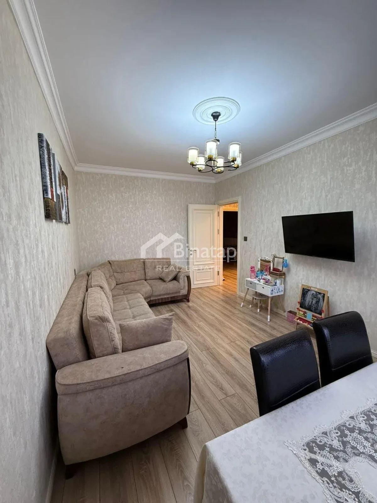 Satılır 2 otaqlı köhnə tikili 65 m², Gənclik metrosu, Nərimanov rayonu — Mənzil, Bakı (2)