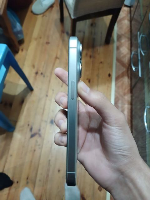 IPhone 15 Pro, Desert Titanium, Qırıq, Barmaq izi, Face ID — Masazır
