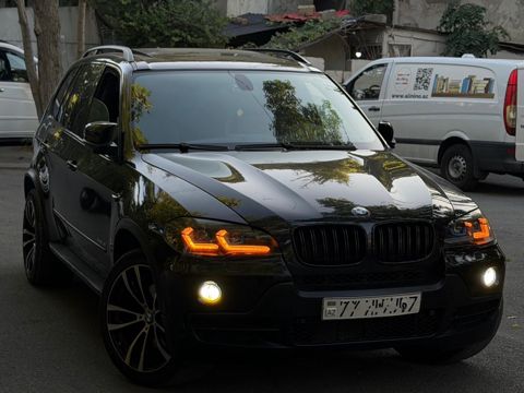 BMW X5, 4.8 L, 2009 il, 330 000 km — 27 000 ₼ · Bakı · Avtomobillər BMW X5, 4.8 L, 2009 il, 330 000 km — Bakı