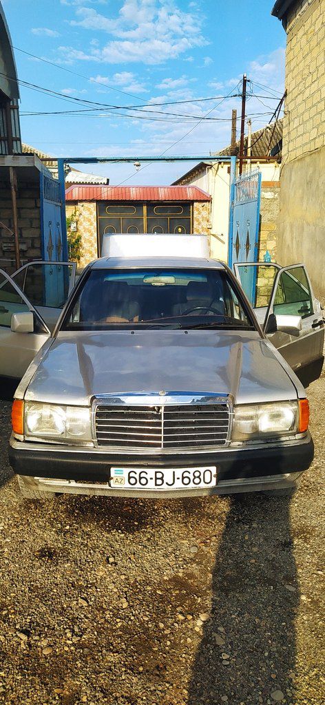 Mercedes 190, 2.0 L, 1990 il, 289 000 km — Yevlax