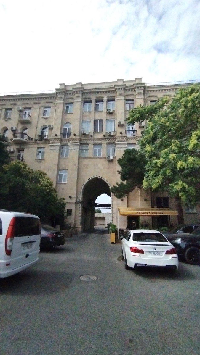 Satılır 3 otaqlı köhnə tikili 75 m² — Mənzil, Bakı (2)