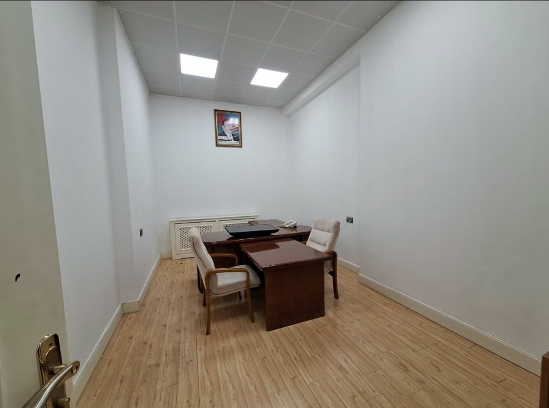İcarəyə verilir 3 otaqlı ofis 230 m² — Ofis, Bakı (9)