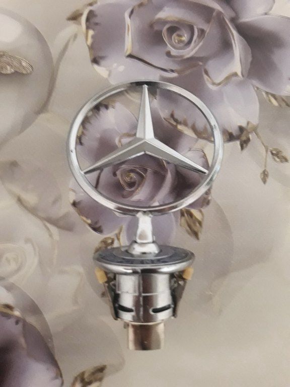"Mercedes W124, 202, 203, 210, 211" qabaq nişanı — Ehtiyat hissələri və aksesuarlar, Bakı (2)