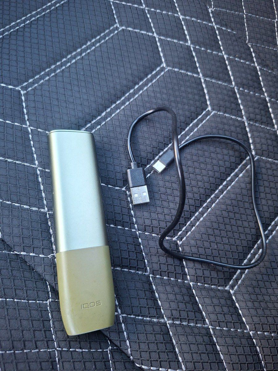 Tütün qızdırıcısı İqos — Elektronik siqaretlər, Bakı