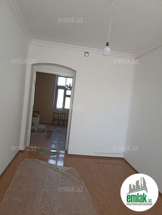 Satılır 2 otaqlı 60 m² köhnə tikili Rəsulzadə
