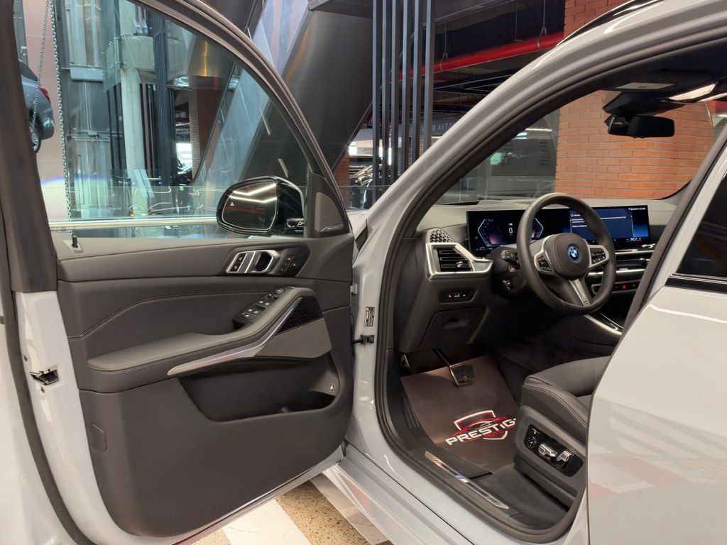 BMW X5, 3.0 L, 25.7 kWh, 2026 il, 3 000 km — Avtomobillər, Bakı (8)