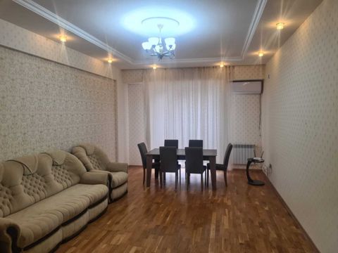 İcarəyə verilir 3 otaqlı yeni tikili 120 m² — Bakı