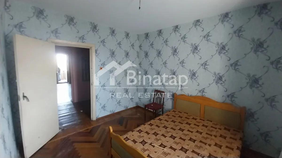 Satılır 4 otaqlı köhnə tikili 120 m², Elmlər Akademiyası metrosu, Yasamal rayonu — Mənzil, Bakı (4)