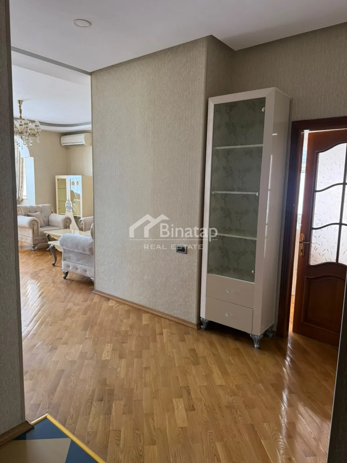 İcarəyə verilir 3 otaqlı yeni tikili 110 m², İnşaatçılar metrosu, Yasamal rayonu — Mənzil, Bakı (3)