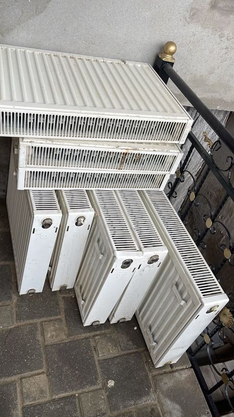Radiatorlar bir ədədi 60 manat ünvan Binə qəs. M — Bakı