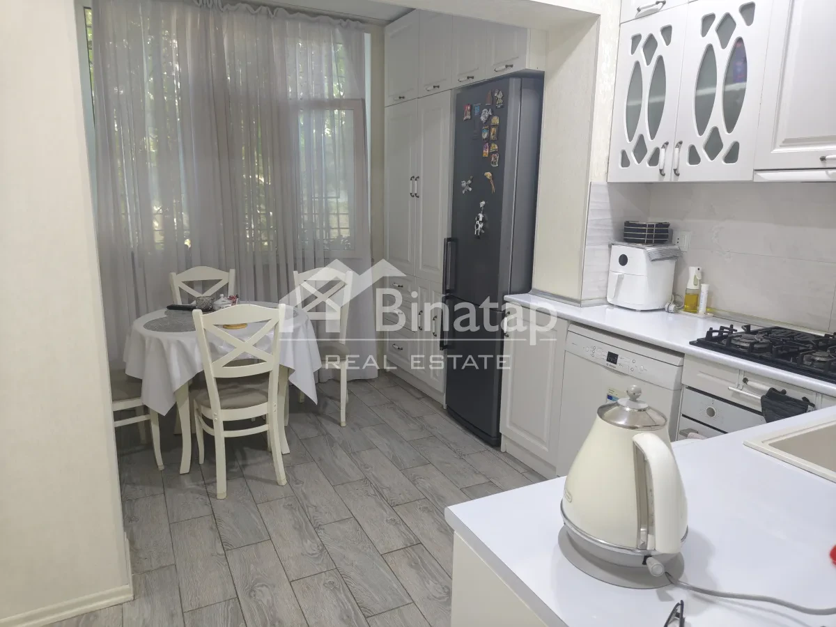 Satılır 3 otaqlı köhnə tikili 70 m², Elmlər Akademiyası metrosu, Yasamal rayonu — Mənzil, Bakı (4)