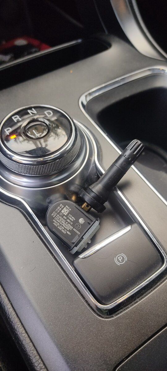 Ford Fusion təkər sensoru — Ehtiyat hissələri və aksesuarlar, Bakı (4)
