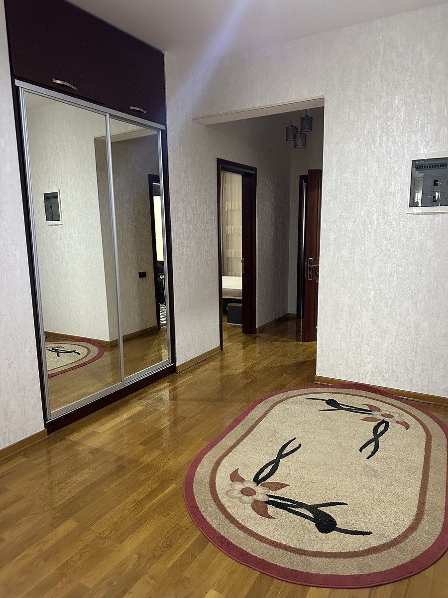 İcarəyə verilir 3 otaqlı yeni tikili 140 m² — Mənzil, Bakı (8)