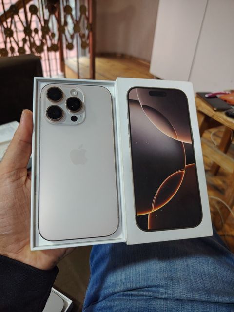 Apple iPhone 16 Pro Desert Titanium 128GB/8GB — Bakı