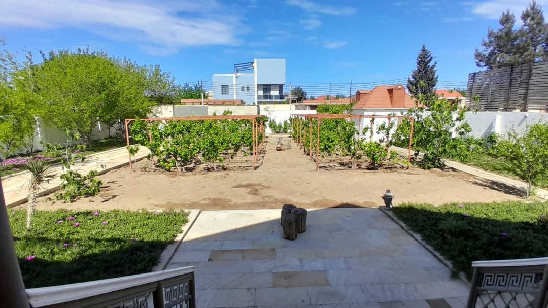 Satılır 6 otaqlı həyət evi/bağ evi 200 m² — Ev, villa, Bakı (4)