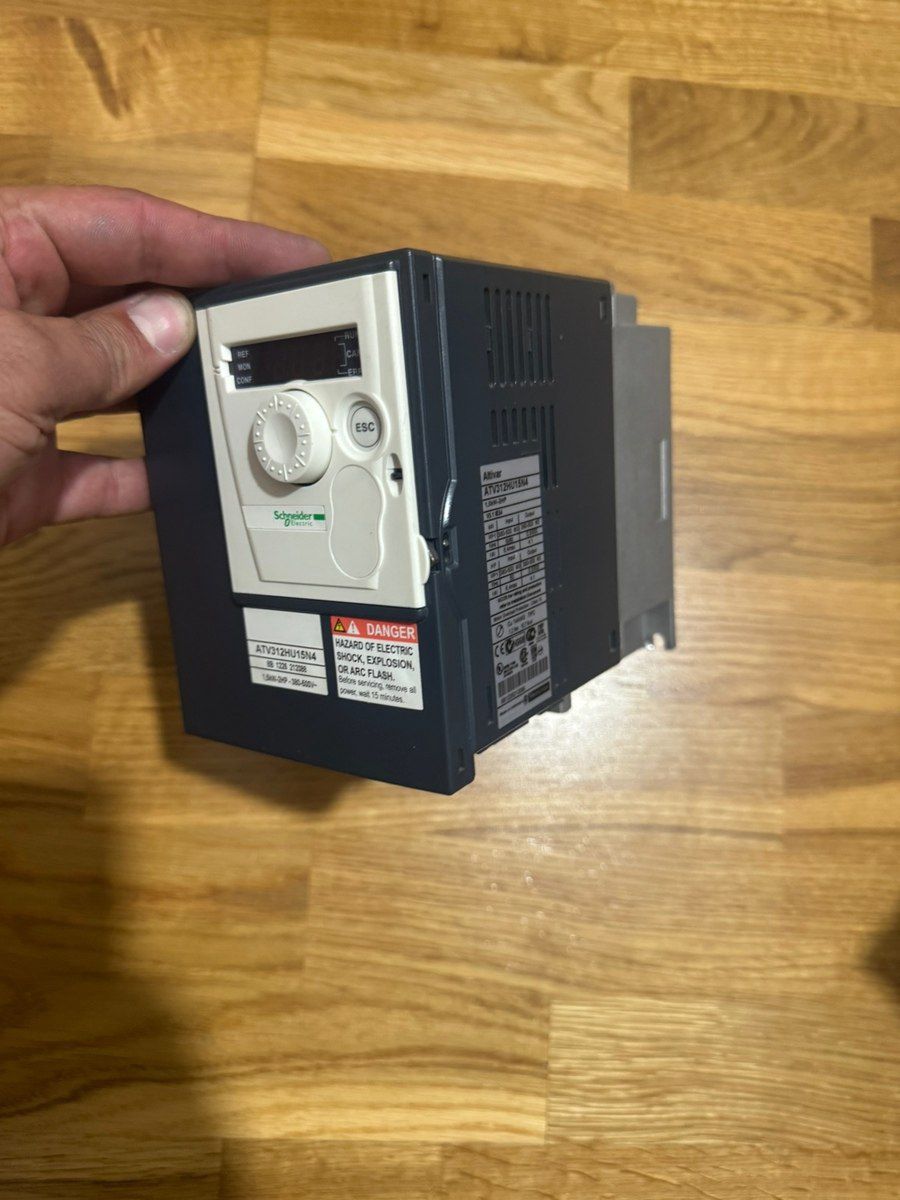 Schneider 1.5 kw — Təmir və inşaat, Bakı (2)